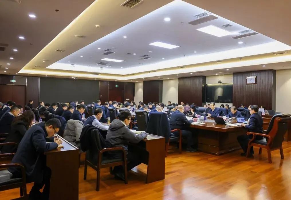 集团召开党委（扩大）会议传达学习省属国有企业座谈会、全省宣传部长会会议精神